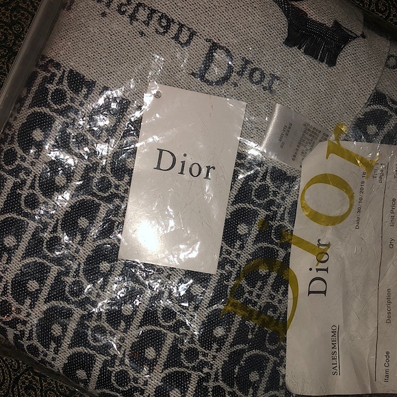 COPY - Christian Dior Scarf - Picture 2 of 2